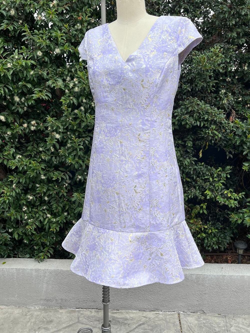 Formal Kensie Lilac Metallic Brocade Dress Size 10 Tea Ruffle Hem Cocktail